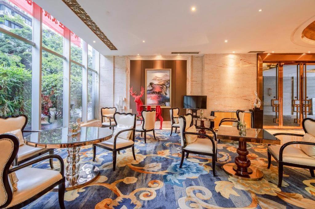 เฉิงตู ไรส์ซิง บัตเตอร์ฟลาย โฮเต็ล Hotel ภายนอก รูปภาพ