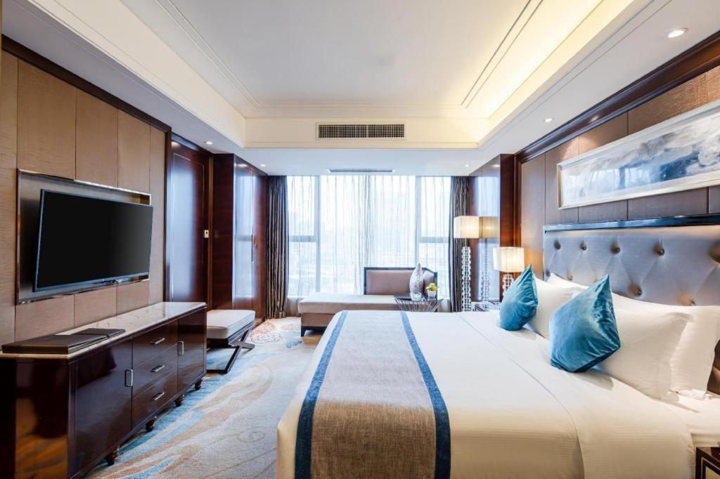เฉิงตู ไรส์ซิง บัตเตอร์ฟลาย โฮเต็ล Hotel ภายนอก รูปภาพ