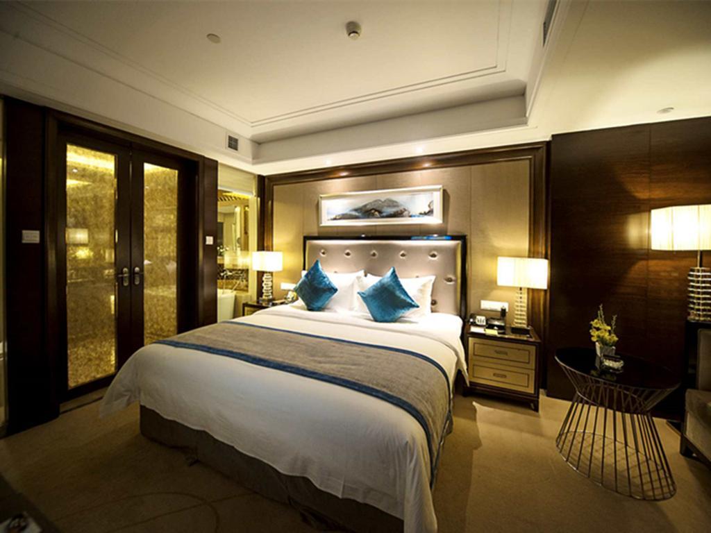 เฉิงตู ไรส์ซิง บัตเตอร์ฟลาย โฮเต็ล Hotel ภายนอก รูปภาพ